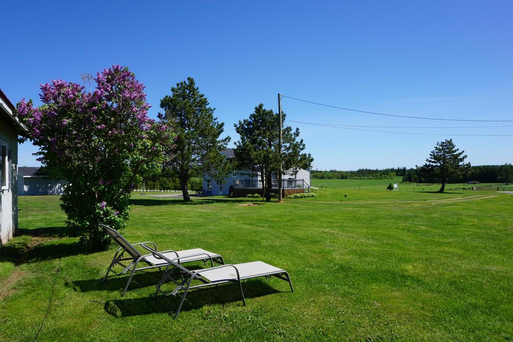 Meadowview Cottages North Milton Exterior photo