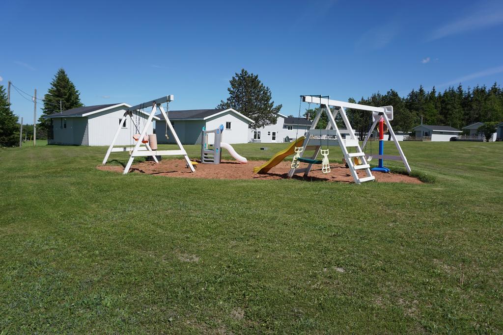 Meadowview Cottages North Milton Exterior photo